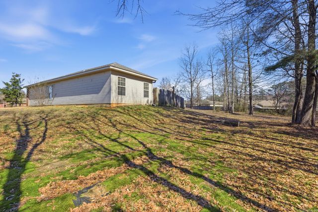 3609 Winfield Dr, Benton, AR 72015