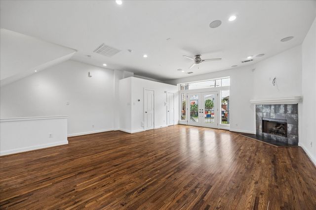 2510 Genesee Street, Houston, TX 77006