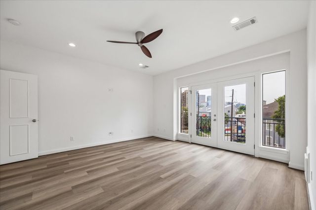 2510 Genesee Street, Houston, TX 77006
