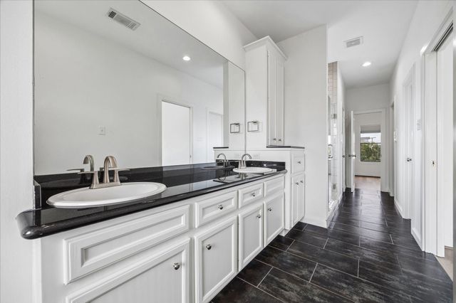 2510 Genesee Street, Houston, TX 77006