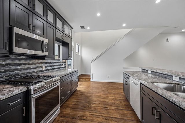 2510 Genesee Street, Houston, TX 77006