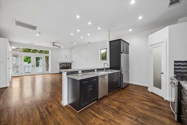 2510 Genesee Street, Houston, TX 77006
