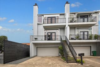 2510 Genesee Street, Houston, TX 77006