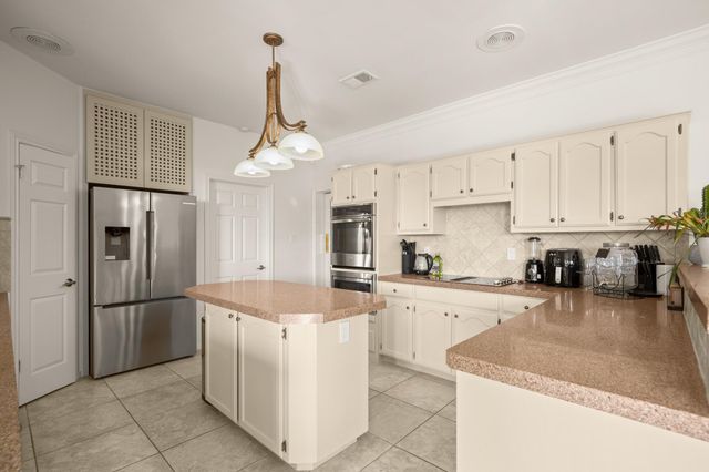 7209 Foxtree CV, Austin, TX 78750