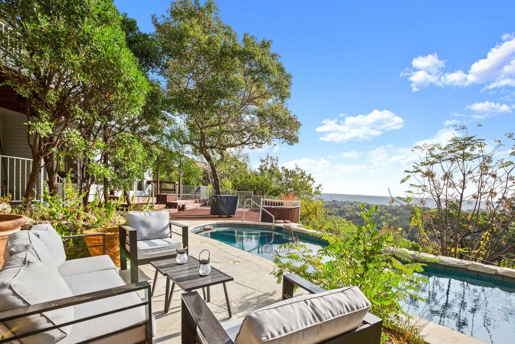 7209 Foxtree CV, Austin, TX 78750