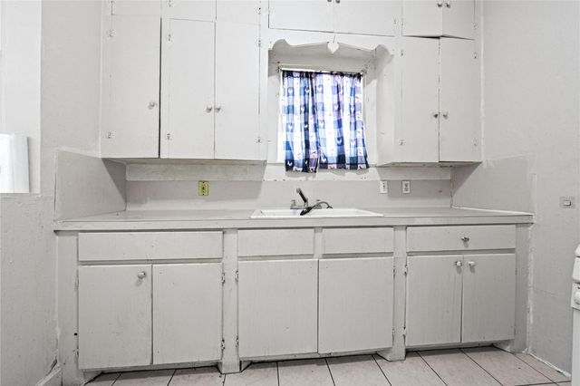 2221 Vance Street, Houston, TX 77093