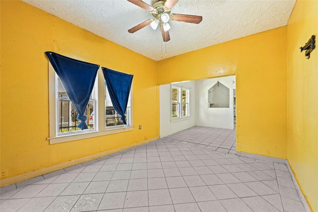 2221 Vance Street, Houston, TX 77093