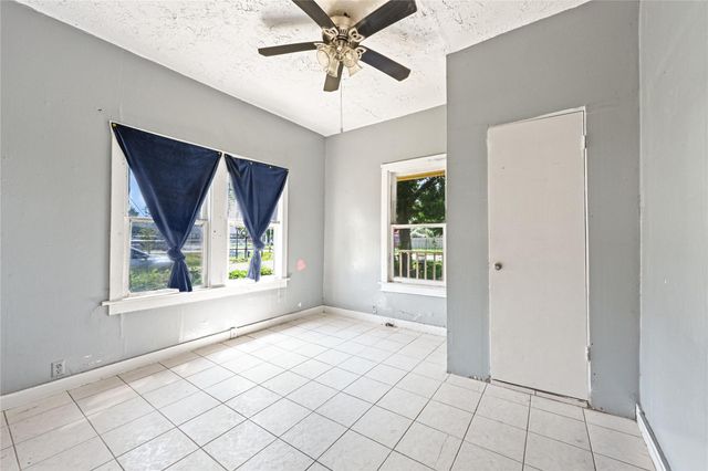 2221 Vance Street, Houston, TX 77093