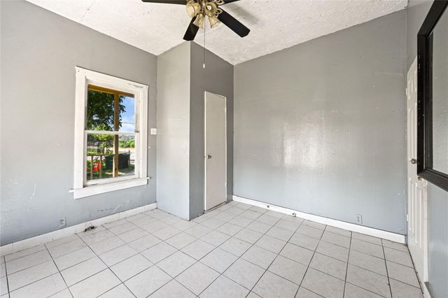 2221 Vance Street, Houston, TX 77093