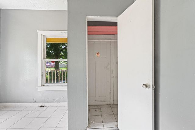 2221 Vance Street, Houston, TX 77093