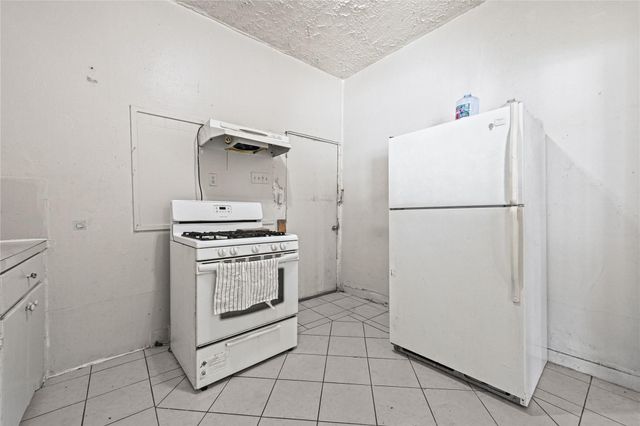 2221 Vance Street, Houston, TX 77093