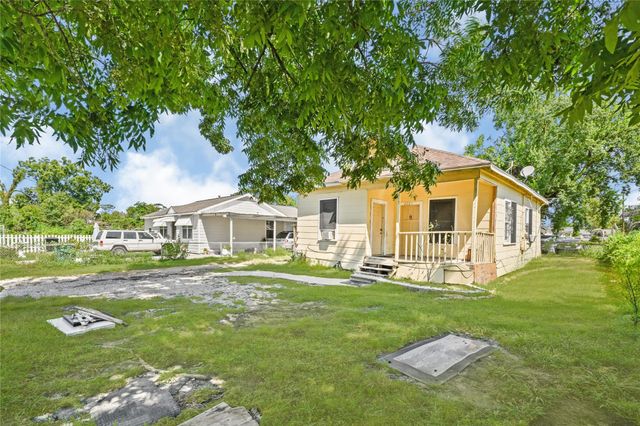 2221 Vance Street, Houston, TX 77093