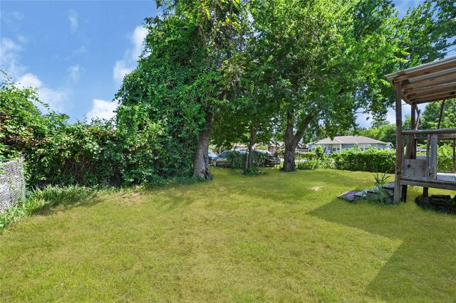 2221 Vance Street, Houston, TX 77093
