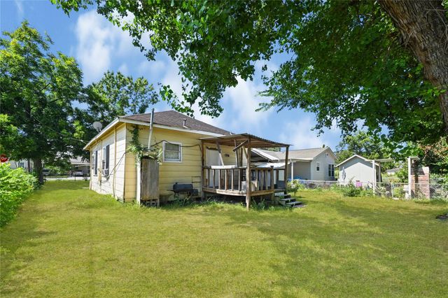 2221 Vance Street, Houston, TX 77093