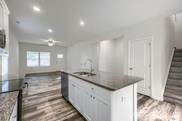 244 Valleybrook Lane, Troutman, NC 28166