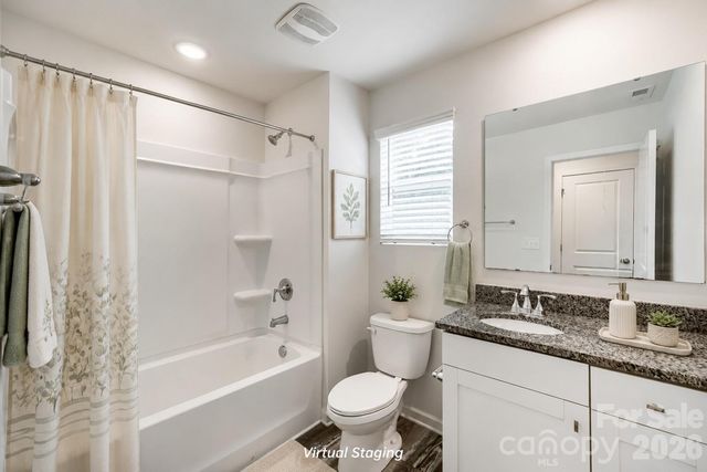 244 Valleybrook Lane, Troutman, NC 28166