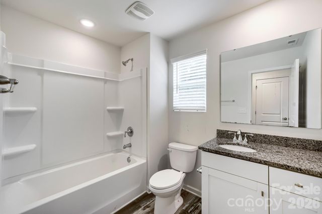 244 Valleybrook Lane, Troutman, NC 28166