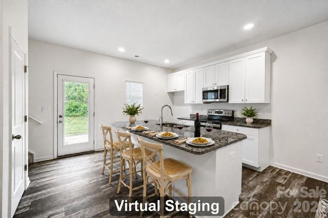 244 Valleybrook Lane, Troutman, NC 28166
