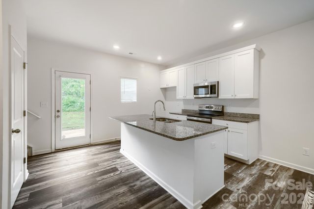 244 Valleybrook Lane, Troutman, NC 28166