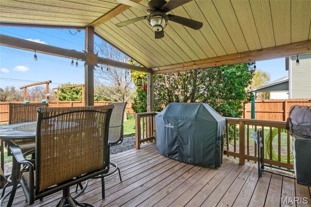 1129 Maclean Drive, O'fallon, IL 62269