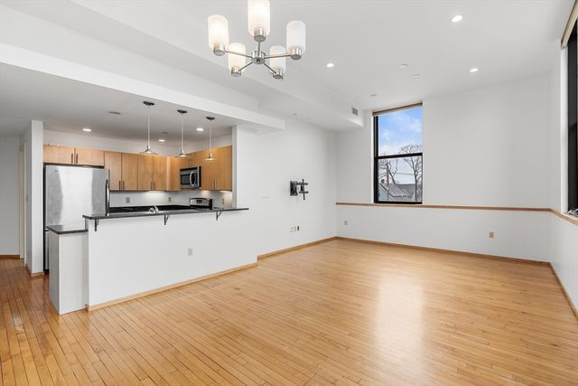 68 Central Ave 304, Medford, MA 02155