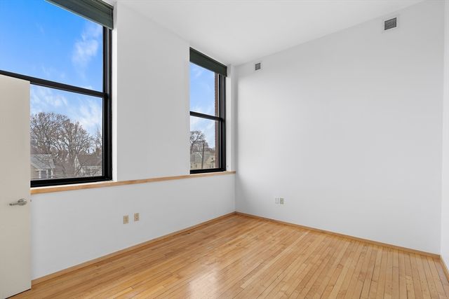 68 Central Ave 304, Medford, MA 02155