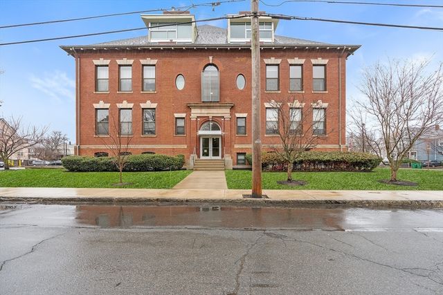 68 Central Ave 304, Medford, MA 02155