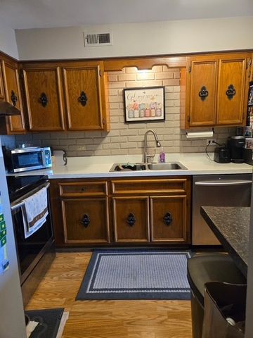 150 E Grand Avenue 302, Elmhurst, IL 60126
