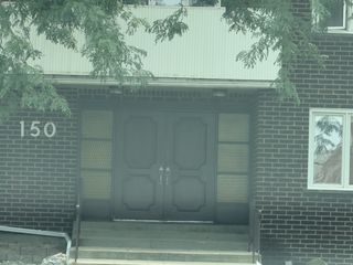 150 E Grand Avenue 302, Elmhurst, IL 60126