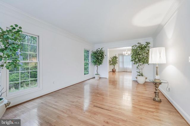 1051 NORTHFALLS CT, Great Falls, VA 22066