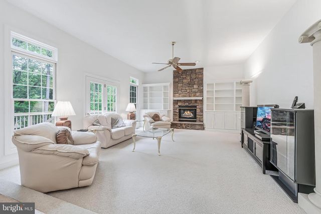 1051 NORTHFALLS CT, Great Falls, VA 22066