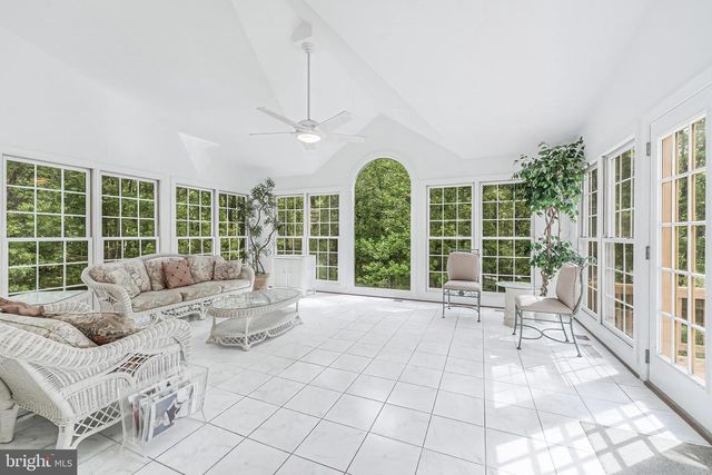 1051 NORTHFALLS CT, Great Falls, VA 22066