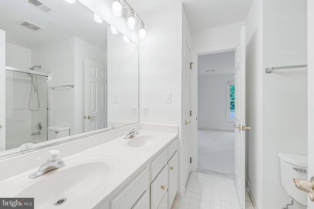 1051 NORTHFALLS CT, Great Falls, VA 22066