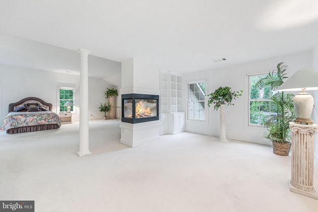 1051 NORTHFALLS CT, Great Falls, VA 22066
