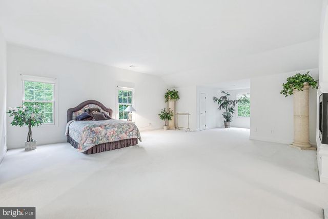1051 NORTHFALLS CT, Great Falls, VA 22066