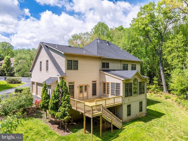1051 NORTHFALLS CT, Great Falls, VA 22066