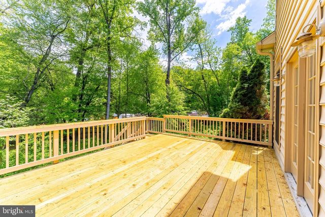 1051 NORTHFALLS CT, Great Falls, VA 22066