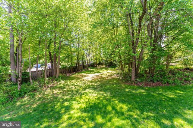 1051 NORTHFALLS CT, Great Falls, VA 22066