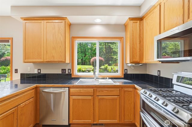 8206 211th Avenue SE, Snohomish, WA 98290