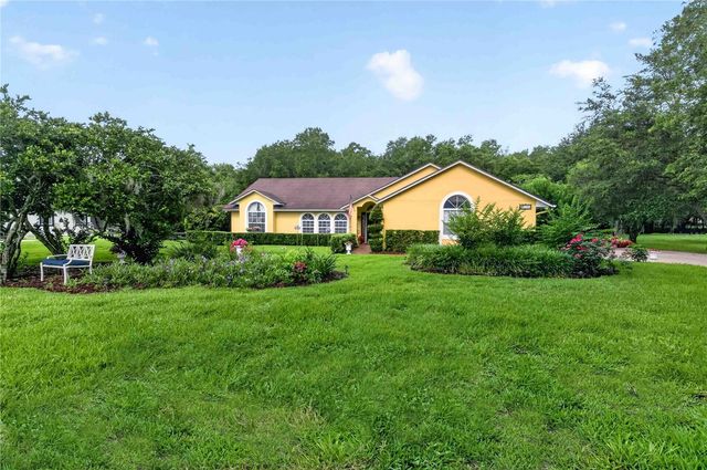 22733 STALLION DRIVE, Sorrento, FL 32776