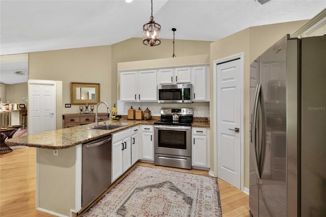 22733 STALLION DRIVE, Sorrento, FL 32776