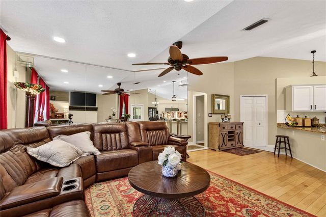 22733 STALLION DRIVE, Sorrento, FL 32776