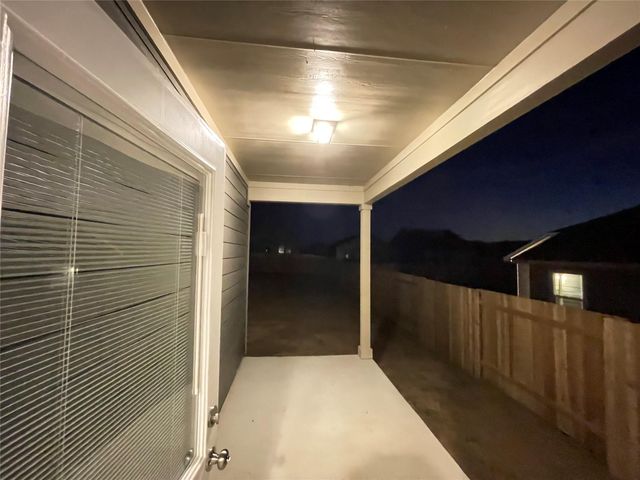 316 McLintock RD, Jarrell, TX 76537