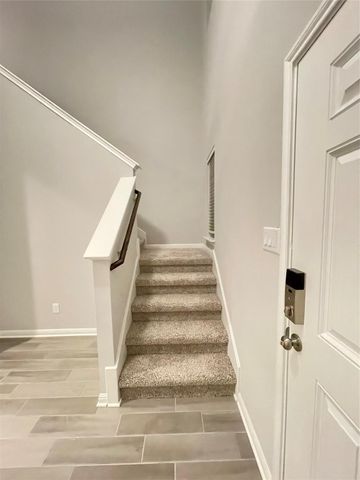 316 McLintock RD, Jarrell, TX 76537