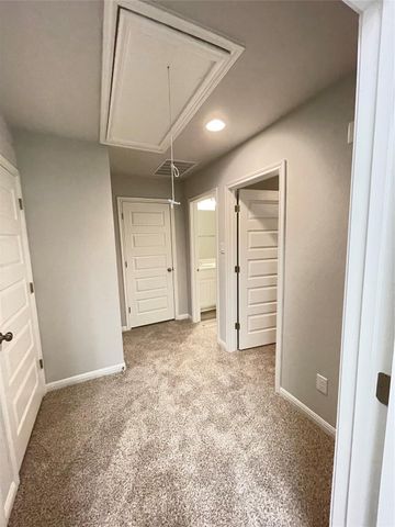 316 McLintock RD, Jarrell, TX 76537