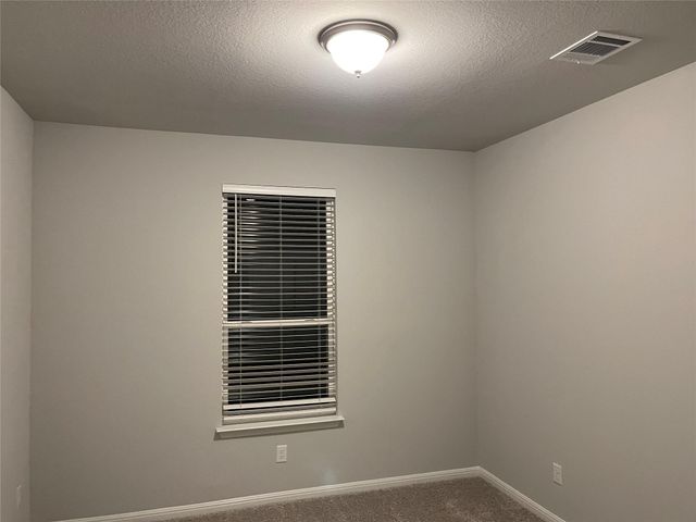 316 McLintock RD, Jarrell, TX 76537