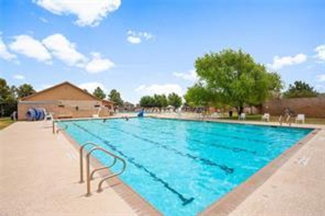 316 McLintock RD, Jarrell, TX 76537