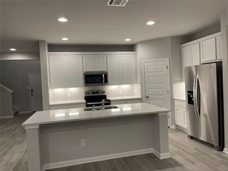 316 McLintock RD, Jarrell, TX 76537