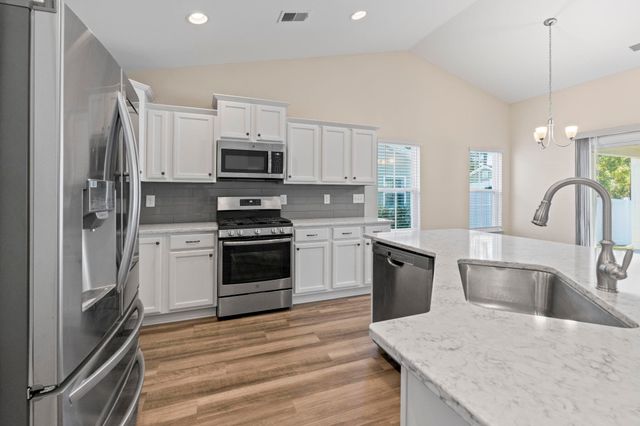 3725 Park Pointe Ave., Little River, SC 29566