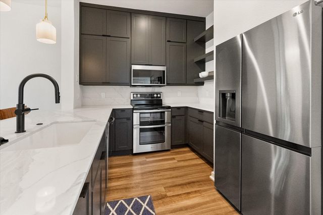 6907 Sumner Street, The Colony, TX 75056